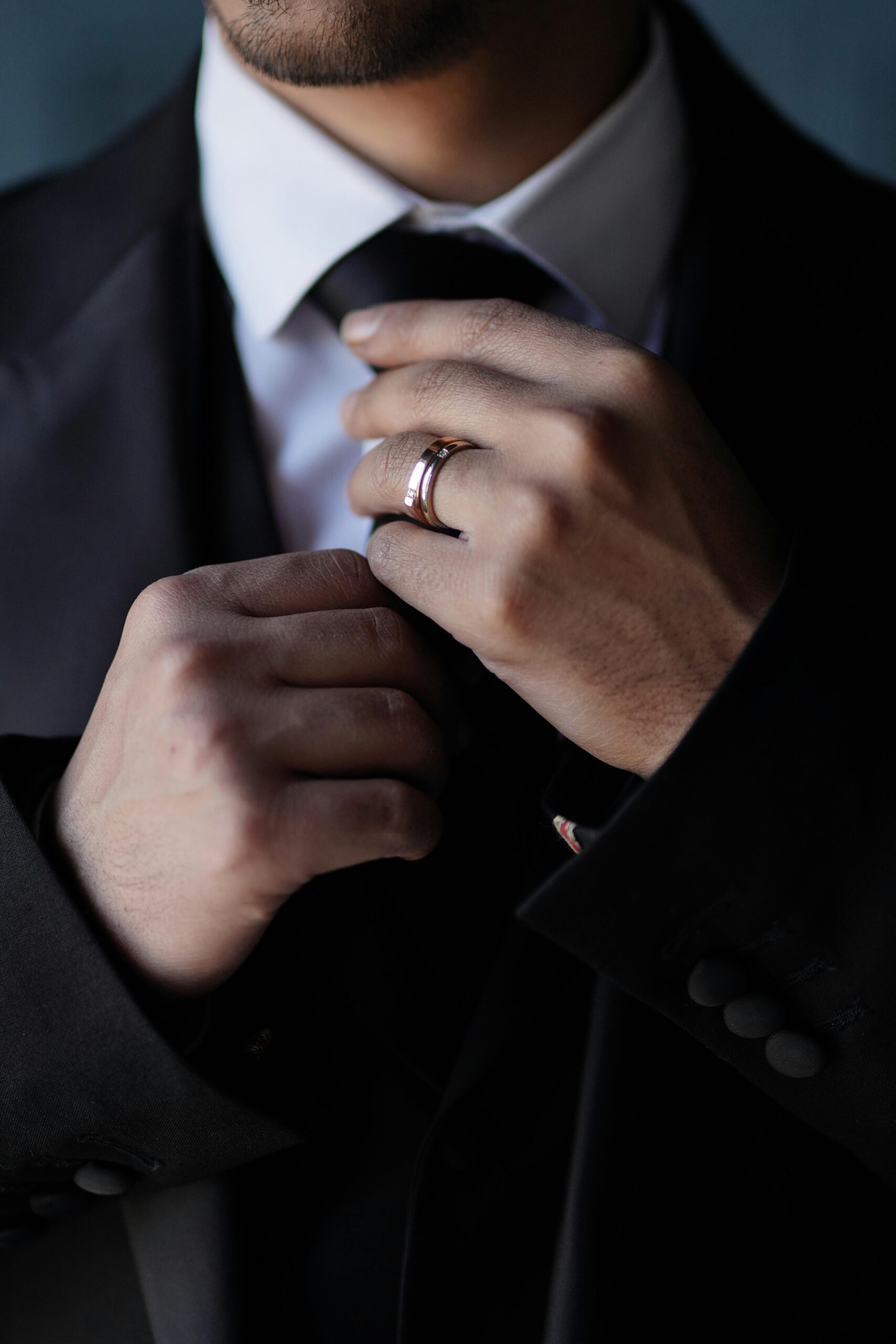 Jak się ubrać na wesele mężczyzna na sportowo