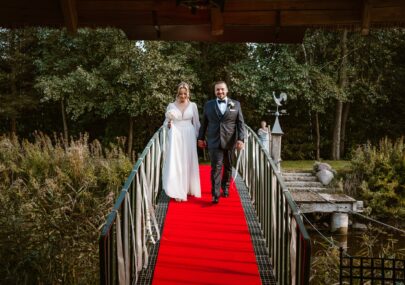 Piękne zdjęcie z sesji ślubnej pary młodej z Torunia